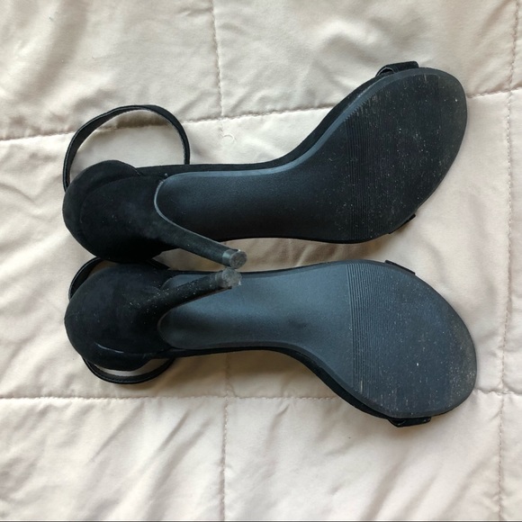 Lulus • ‘Elsi’ suede black heels 8 - Picture 5 of 7